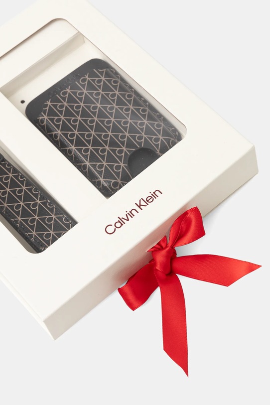 Чехол для карт и брелок Calvin Klein чёрный LV04F1101G