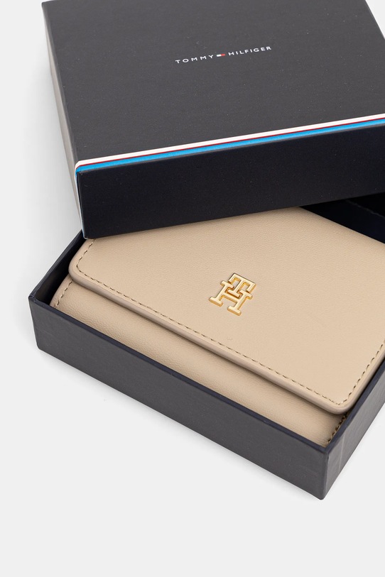 Πορτοφόλι Tommy Hilfiger μπεζ AW0AW17737