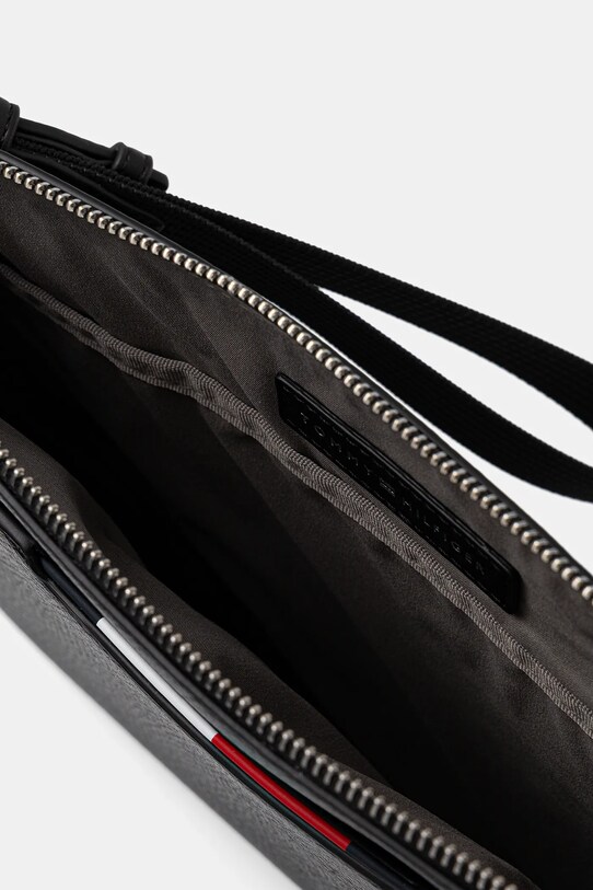 Tommy Hilfiger husă laptop AM0AM13523 negru