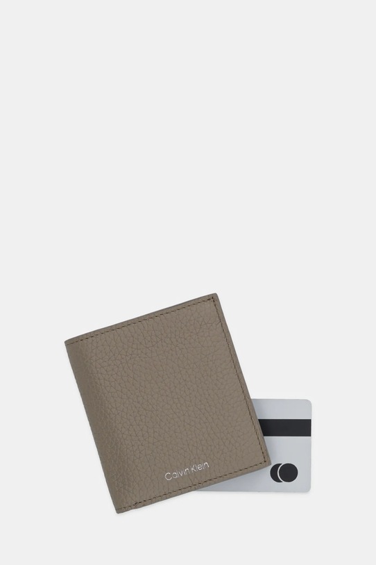 Kiegészítők Calvin Klein bőr pénztárca LV04D1029G barna