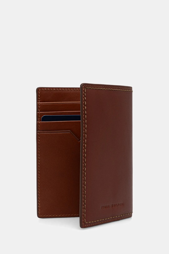 Tommy Hilfiger etui na paszport i zawieszka do bagażu AM0AM13780 brązowy