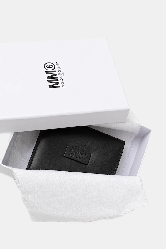 Kožená peňaženka MM6 Maison Margiela SA6UI0030.P8622.T8013 čierna