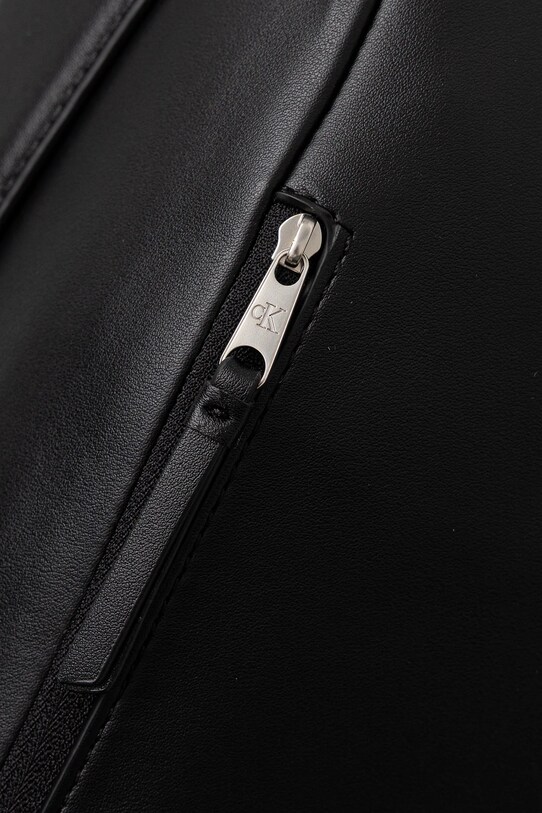 Рюкзак Calvin Klein LV04K3165G чорний