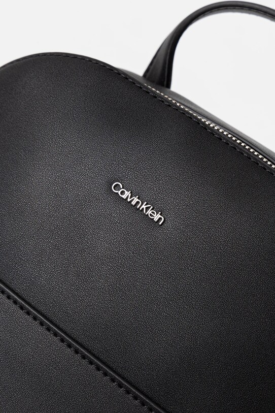 Batoh Calvin Klein černá LV04F3224G