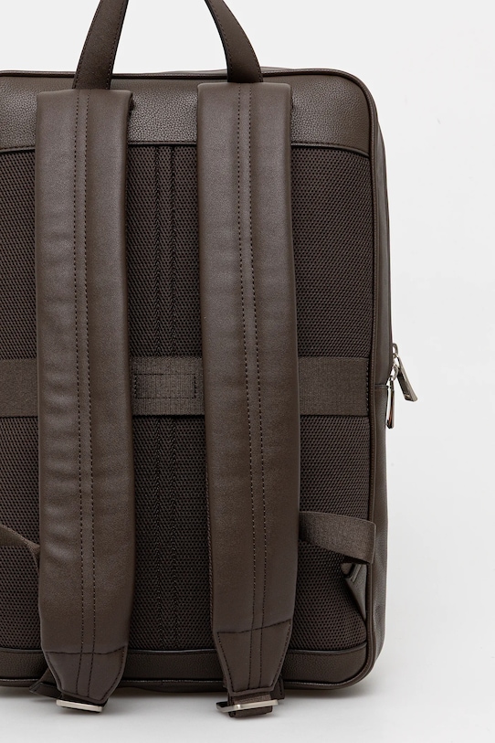 Kiegészítők Calvin Klein hátizsák LV04D3005G barna