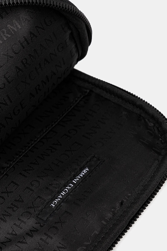Taštička Armani Exchange XM001602.AF17205 černá