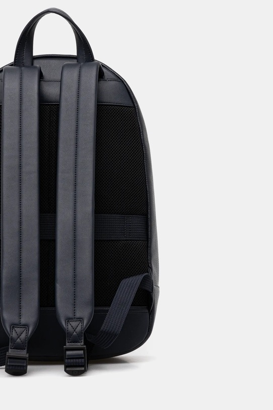 Batoh Tommy Hilfiger námořnická modř AM0AM13629