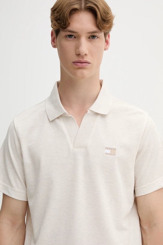 Polo tričko Tommy Jeans béžová DM0DM21657