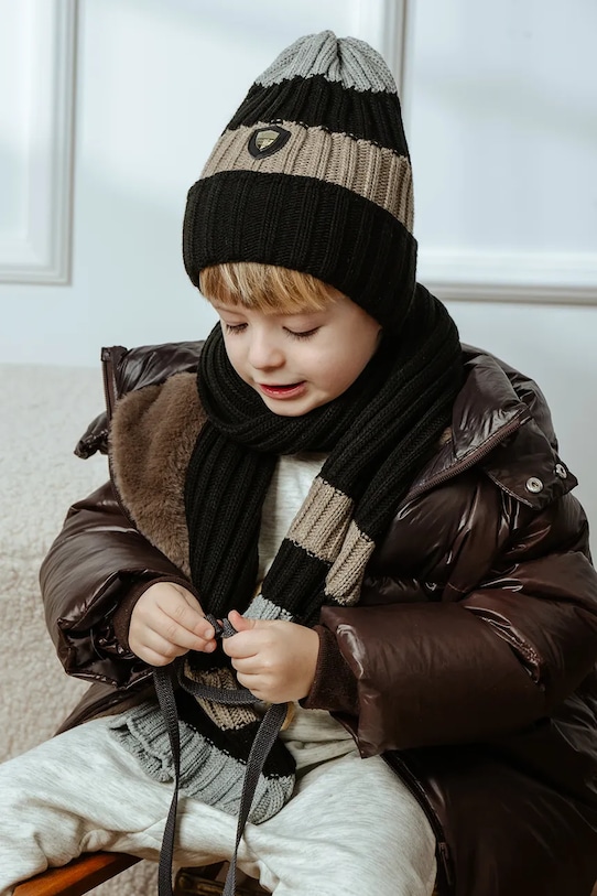 Jamiks gyerek sál RUFUS közepesen vastag fekete RUFUS.Szal.JZI200.B