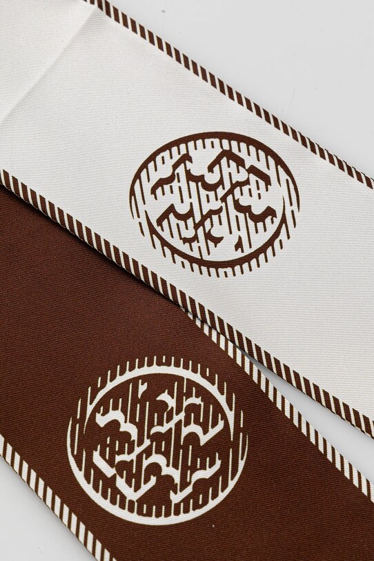 Šatka s hodvábom Tory Burch Medallion 174863.207 hnedá AW25
