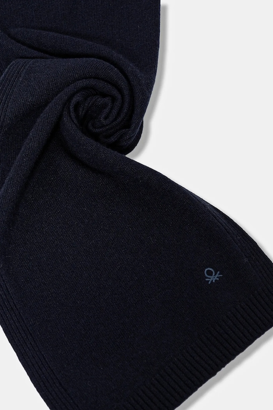 United Colors of Benetton szalik z dodatkiem wełny 122HDU01O granatowy AW25