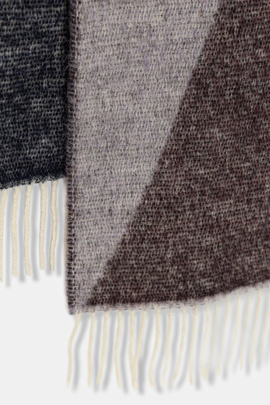 Šála s přídavkem vlny United Colors of Benetton 64G8DU024 hnědá AW25