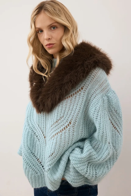 Šal Bizuu FLOOFU smeđa FLOOFU.BRAZOWY