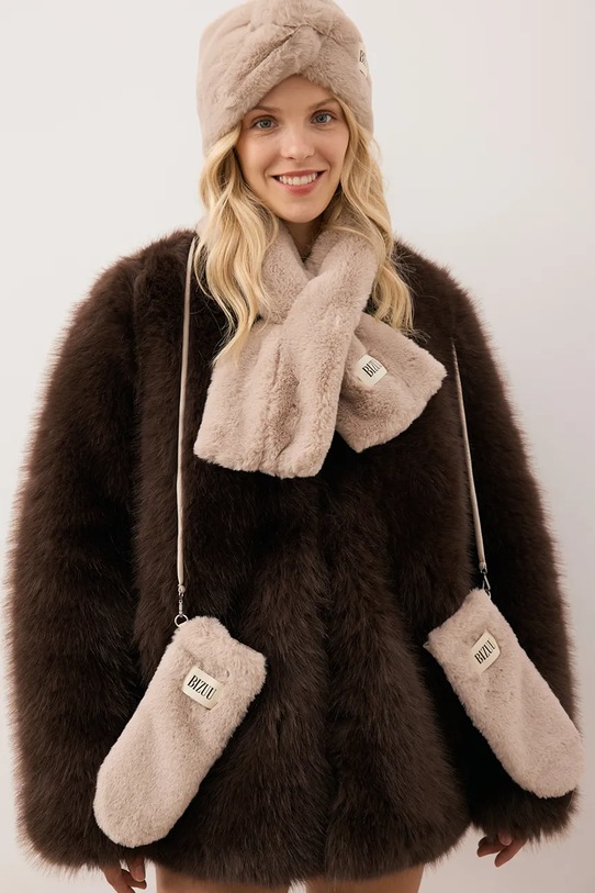 Шарф Bizuu FLUFFY бежевий FLUFFY.BEZOWY.AW