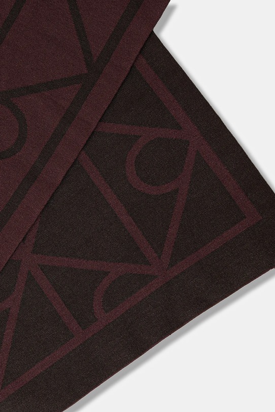 Šála Calvin Klein LV04D8051G hnědá AW25