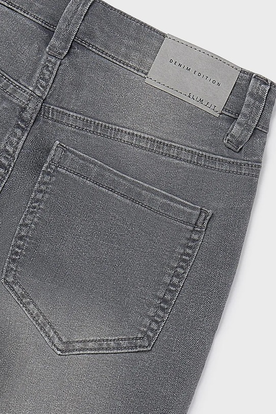 Chłopiec Mayoral jeansy dziecięce jeans slim fit basic 516.7A.Junior.9BYA szary