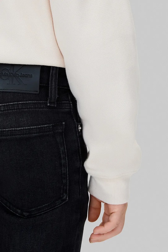 Дитячі джинси Calvin Klein Jeans ESS WASHED чорний IB0IB02548.128.170.9BYA