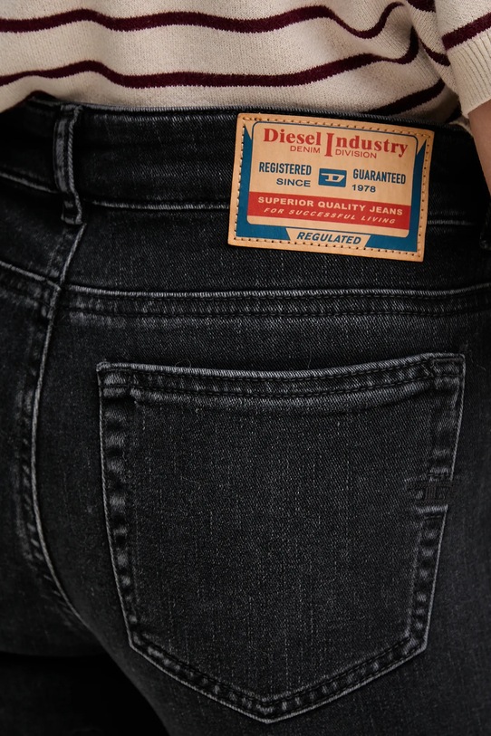 Джинси Diesel 1969 D-EBBEY L.30 чорний A11004.0DBDN