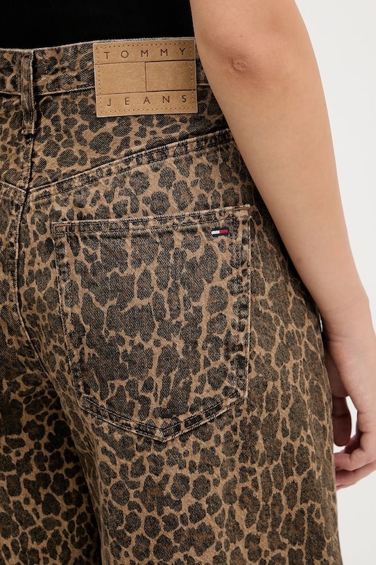 Τζιν παντελόνι Tommy Jeans καφέ DW0DW21833