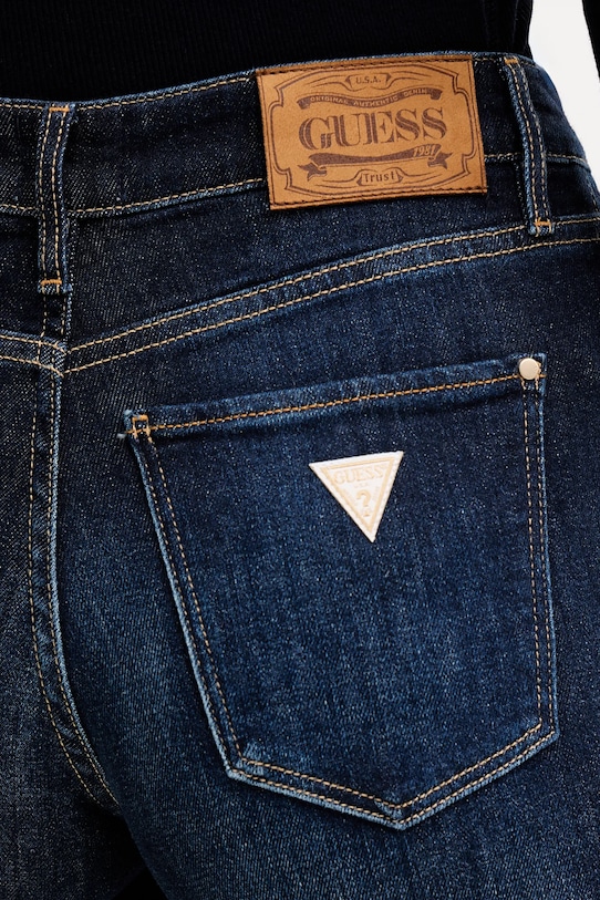 Guess jeansy z domieszką kaszmiru granatowy W5BA96.D4U54