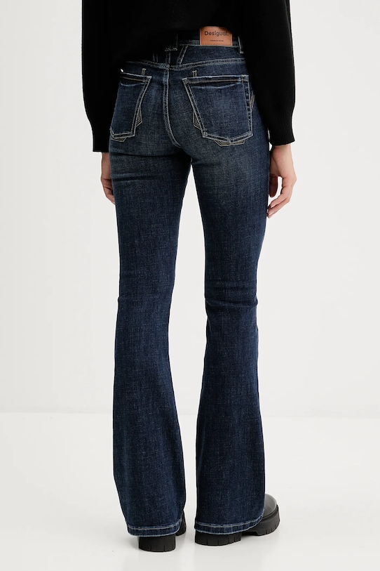 Odzież Desigual jeansy FLAIRY 25WWDD09 granatowy