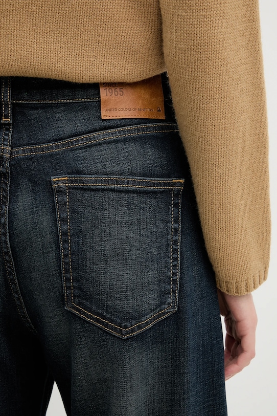 United Colors of Benetton jeansy granatowy 44NMDF0AL