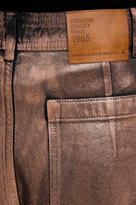 United Colors of Benetton jeansy złoty 48UHDE02M