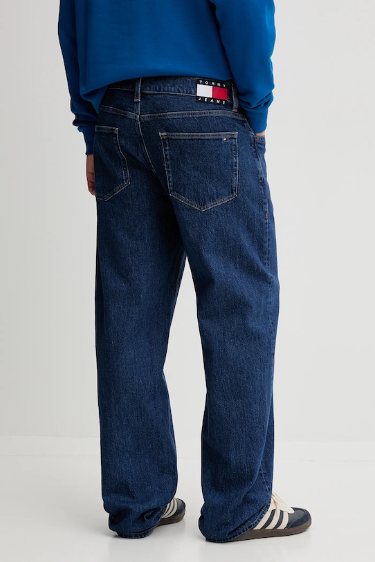 Odzież Tommy Jeans jeansy DM0DM22243 niebieski