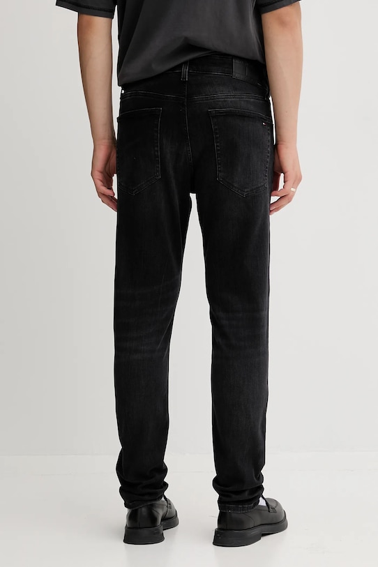 Odzież Tommy Jeans jeansy DM0DM22455 czarny