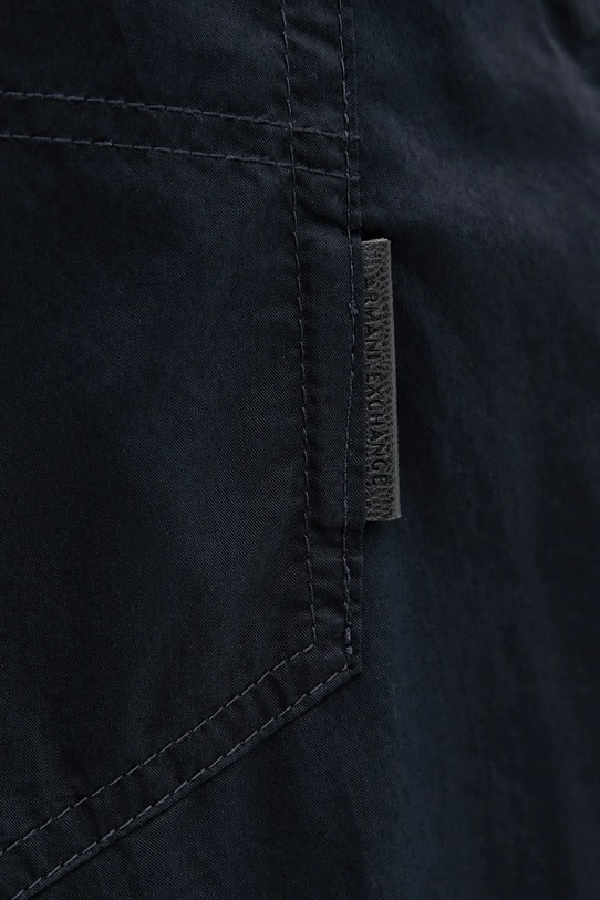 Armani Exchange spodnie bawełniane granatowy XM000076.AF11882