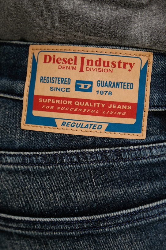 Diesel jeansy 2019 D-STRUKT L.32 A03558.09M46 granatowy