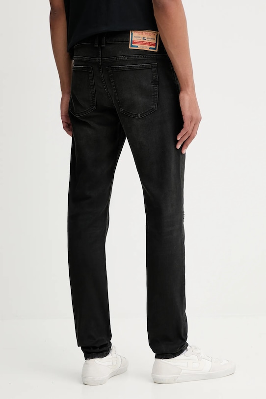 Odzież Diesel jeansy 1979 SLEENKER L.32 A03594.068SG czarny