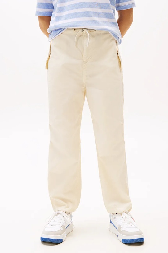 Tommy Hilfiger spodnie bawełniane dziecięce KB0KB09779.9BYA beżowy AW25