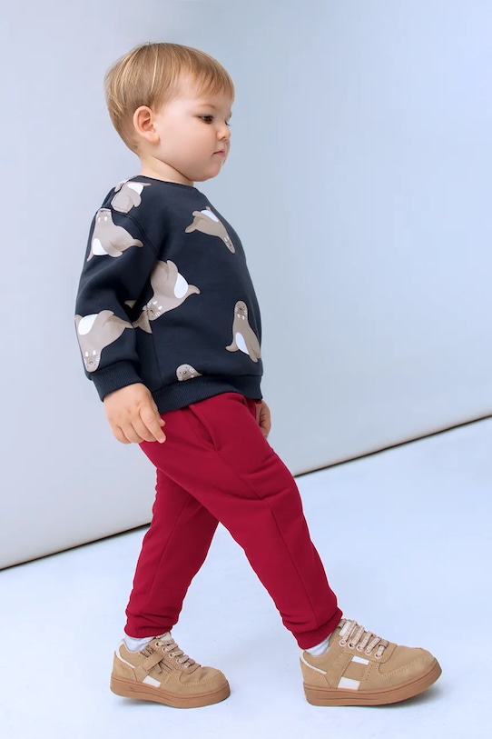 Mayoral spodnie dresowe dziecięce czerwony 704.3E.Baby.9BYA