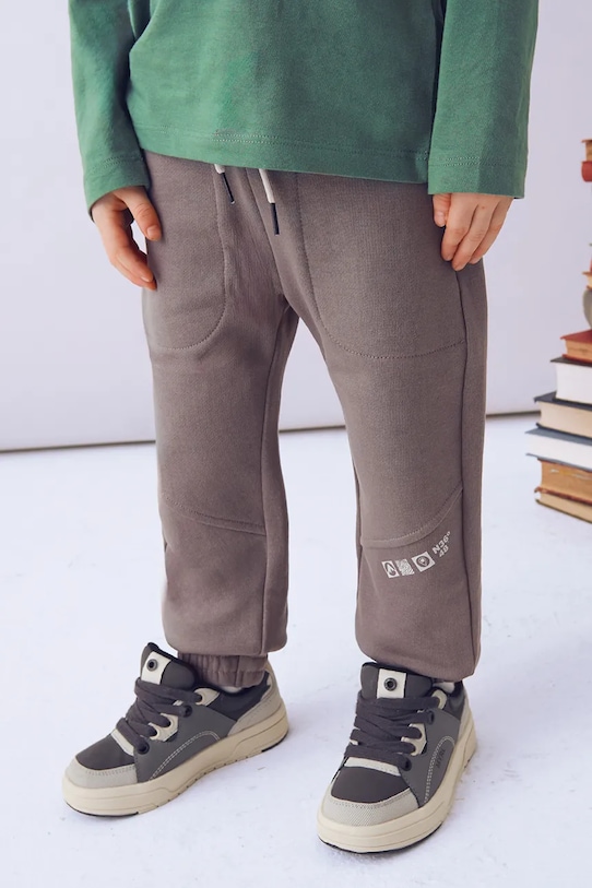 Mayoral pantaloni de trening pentru copii 4559.5B.Mini.9BYA gri