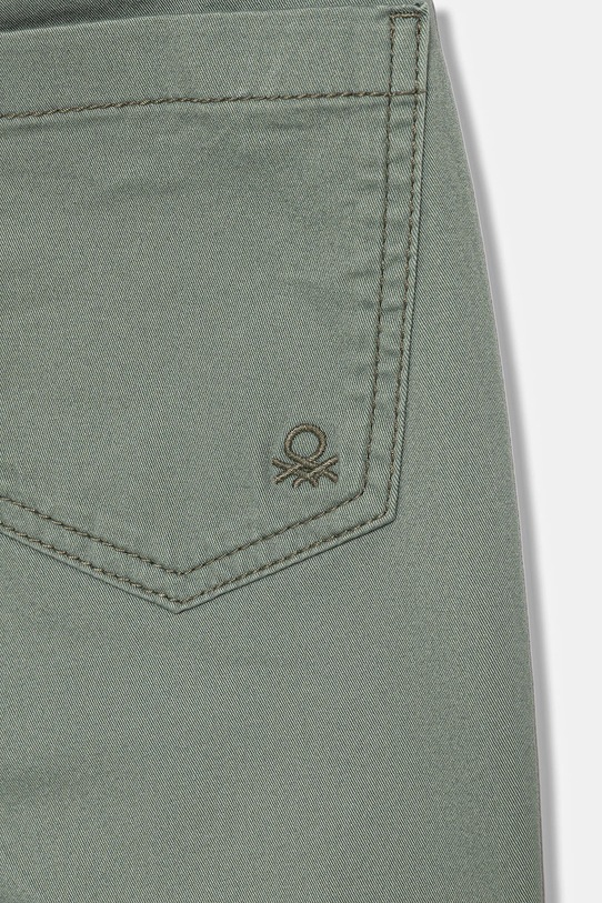 Мальчик Детские брюки United Colors of Benetton 4RHPCE04D.G.seasonal зелёный