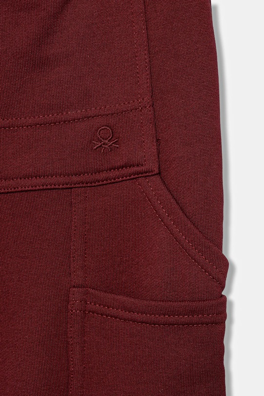Băieți United Colors of Benetton pantaloni de trening din bumbac pentru copii 3J68CF06L.G.seasonal burgundia