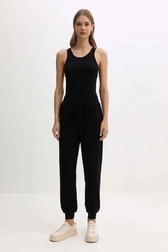 Emporio Armani Underwear spodnie dresowe EW002052.AF15356 czarny AW25