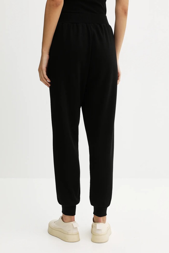 Odzież Emporio Armani Underwear spodnie dresowe EW002052.AF15356 czarny