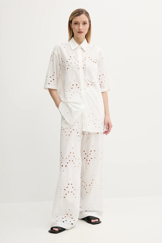 Gestuz spodnie bawełniane 10910510 biały AW25