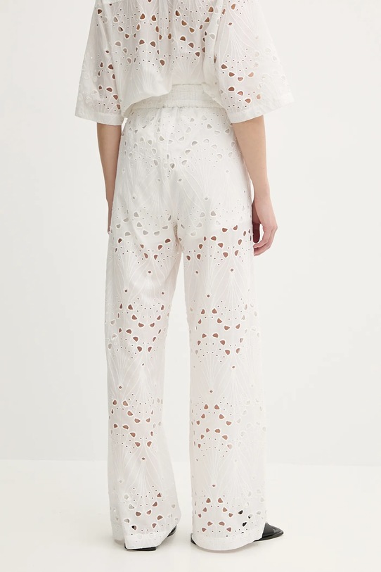 Odzież Gestuz spodnie bawełniane 10910510 biały