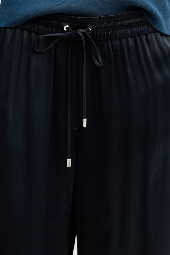 BOSS spodnie Tavati granatowy 50541835