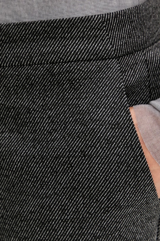 Hlače BOSS 50543725 siva