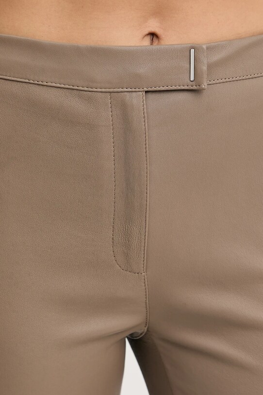 BOSS pantaloni de piele bej 50541926