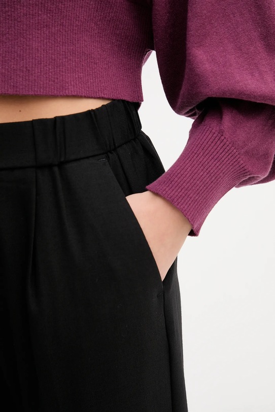 United Colors of Benetton spodnie czarny 4962DF079