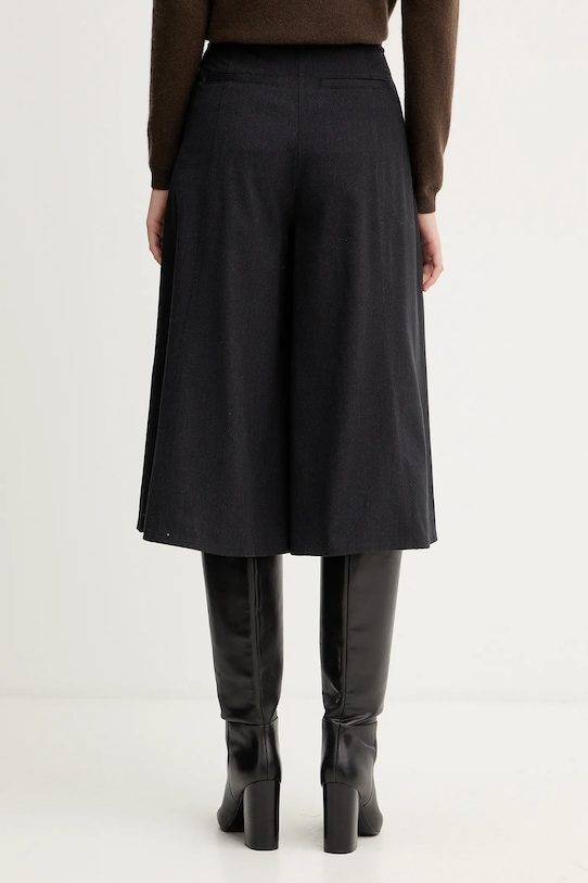 Oblečenie Nohavice s prímesou vlny United Colors of Benetton 4YVXDF0A9 sivá