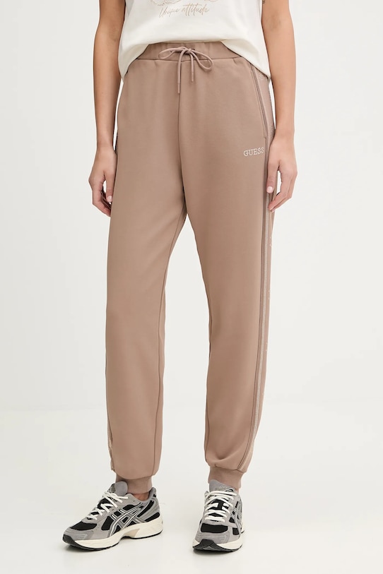 Guess spodnie dresowe OCTAVIA aplikacja brązowy V5BB23.KCX22