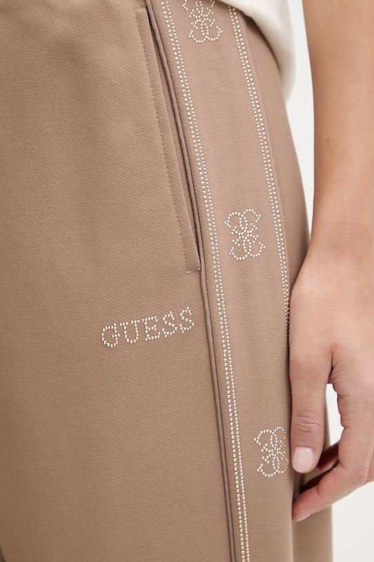 Guess spodnie dresowe OCTAVIA brązowy V5BB23.KCX22