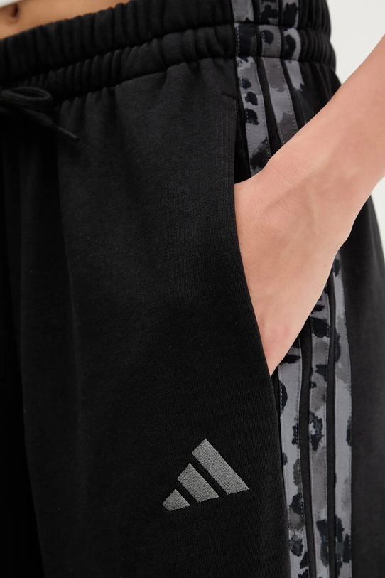 Tepláky adidas Essentials čierna JM1840