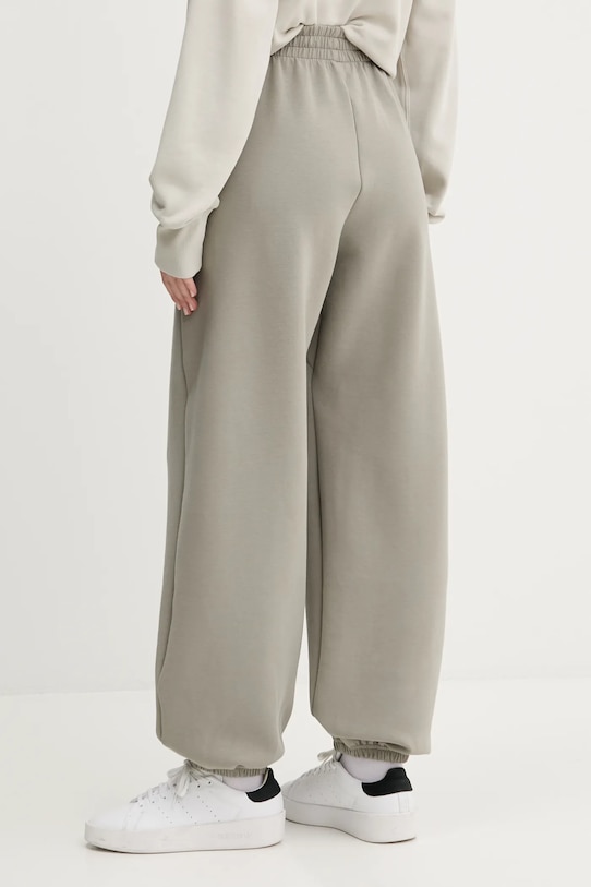 Îmbrăcăminte adidas pantaloni de trening All SZN JW5074 verde